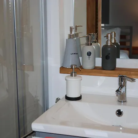 Le Courtil Bed & Breakfast