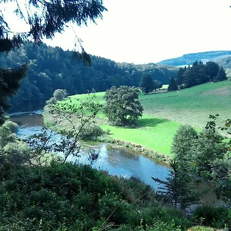 Le Courtil Bed & Breakfast *